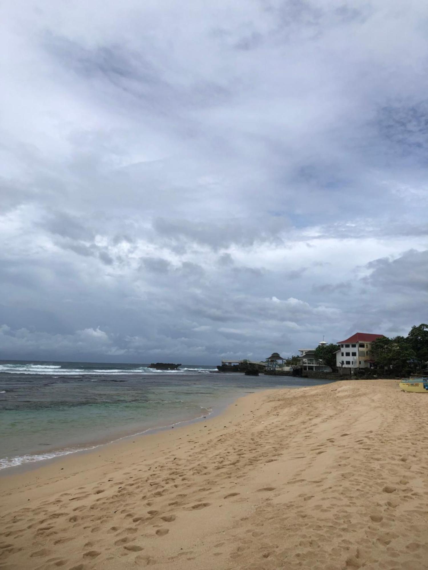 Traditional Private Guesthouse In Patar Beach Bolinao Екстер'єр фото